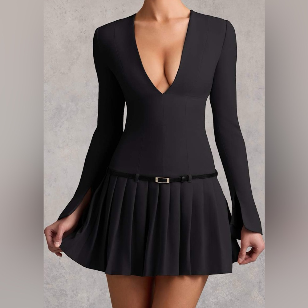 Oh Polly Fiorella Long-Sleeve Pleated Mini Dress in Black - Size 2